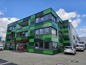 OS-Fledder: Neubau-Erstbezug: Kleine Bürofläche mit eigenem Duschbad