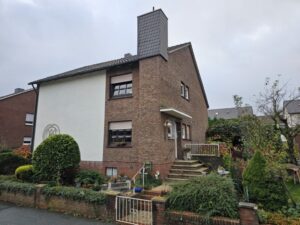 Bramsche: Freistehendes Einfamilienhaus mit schönem Garten